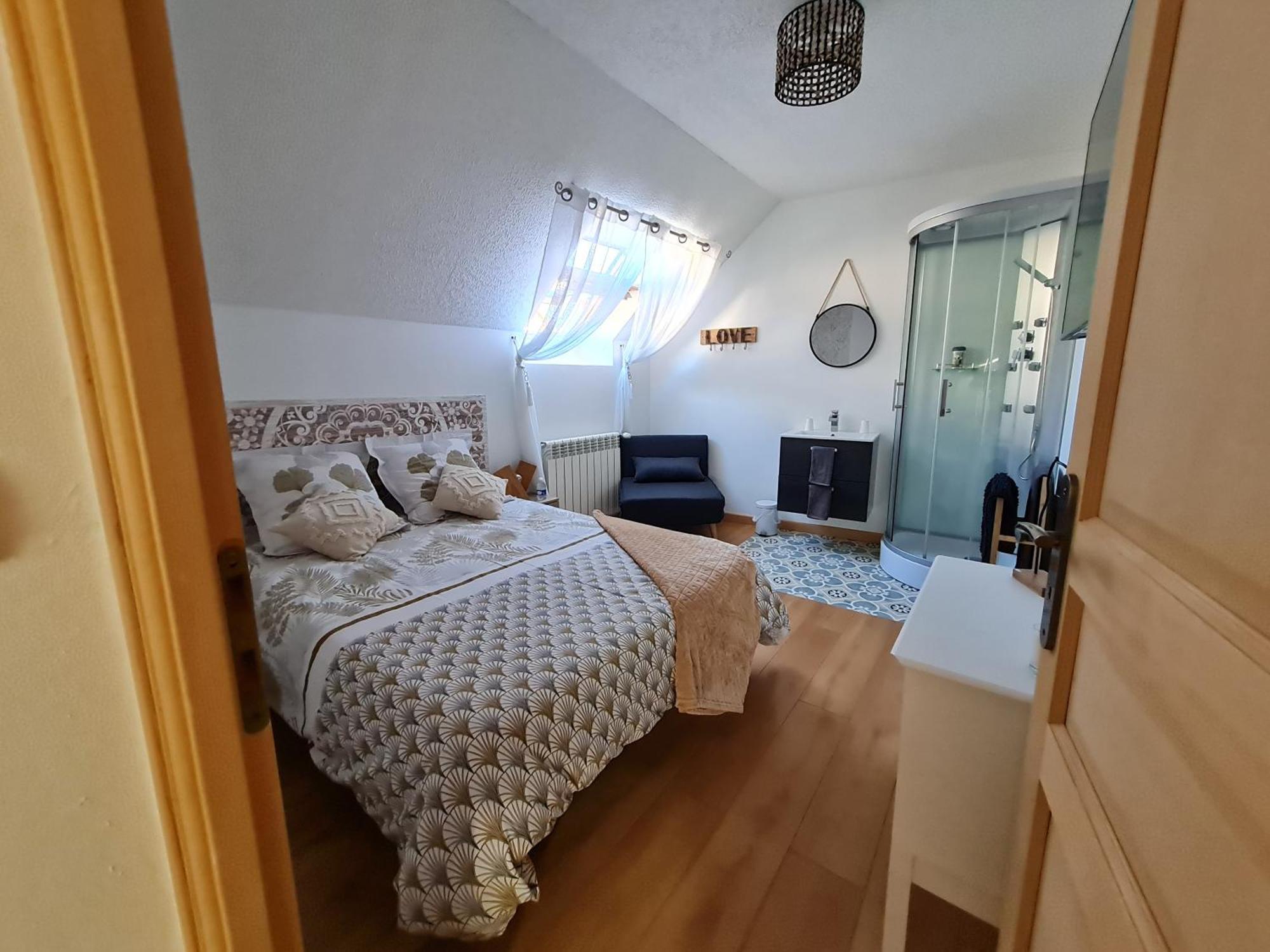 Bed and Breakfast Chez Malia Saint-Nicolas-des-Motets Экстерьер фото