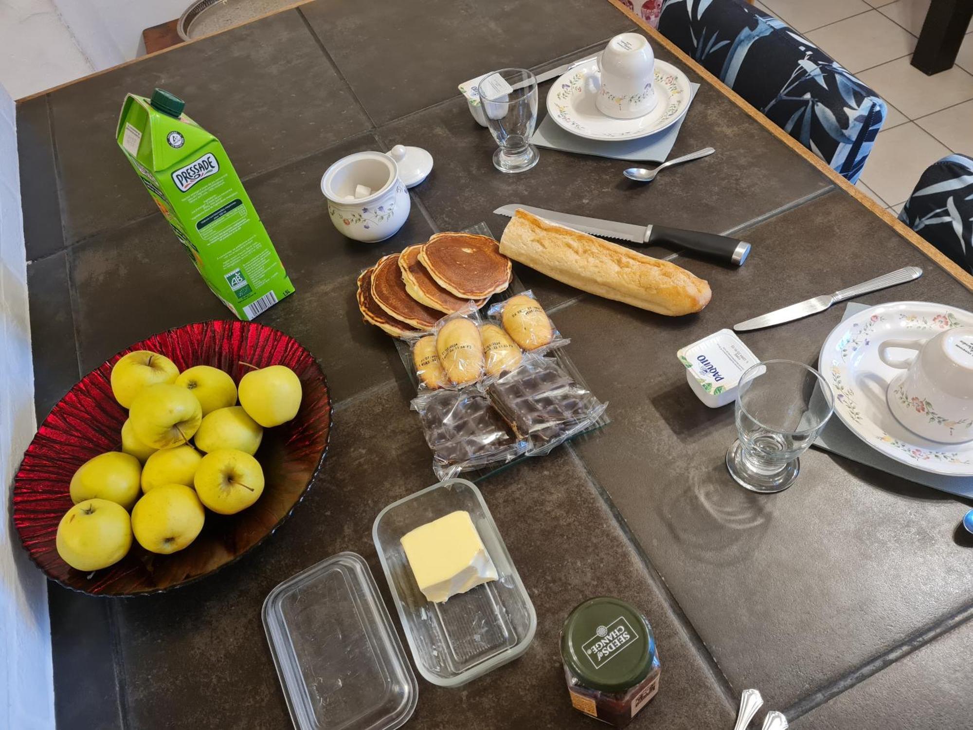 Bed and Breakfast Chez Malia Saint-Nicolas-des-Motets Экстерьер фото
